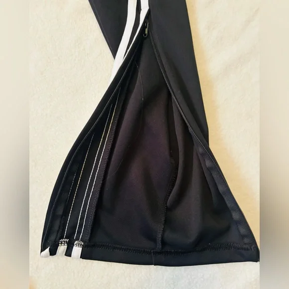 Adidas Climacool Black Trainers with White Stripes EUC Size Small - Picture 6 of 6